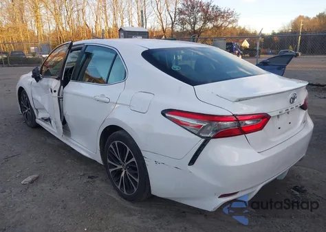 2018 Toyota Camry Se z USA, uszkodzony, nr VIN 4T1B11HKXJU093889